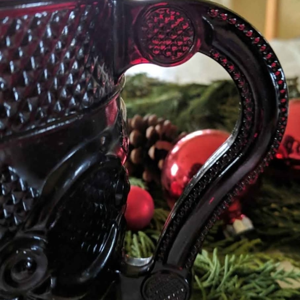 AVON CAPE COD RUBY RED Elegant Glass Pitcher 46 Oz. - Picture 5 of 6